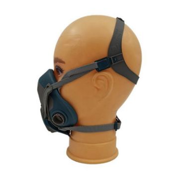 نمای نزدیک ماسک نیم صورت 3M 6502 با بندهای قابل تنظیم